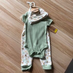 3 piece matching outfit for baby. Unisex. Taco design. New with tags.